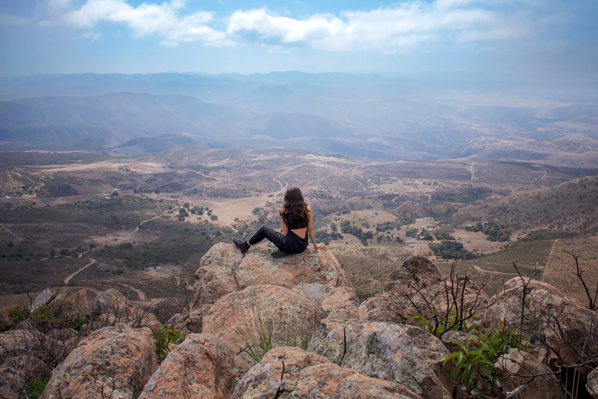 Vista panorámica del paisaje campestre desde la cumbre del Cerro del Coronel
